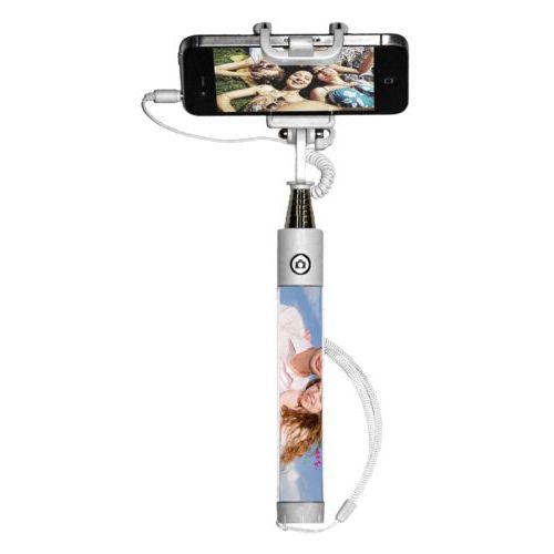 Personalized selfie stick personalized with photo and the saying "I love us"