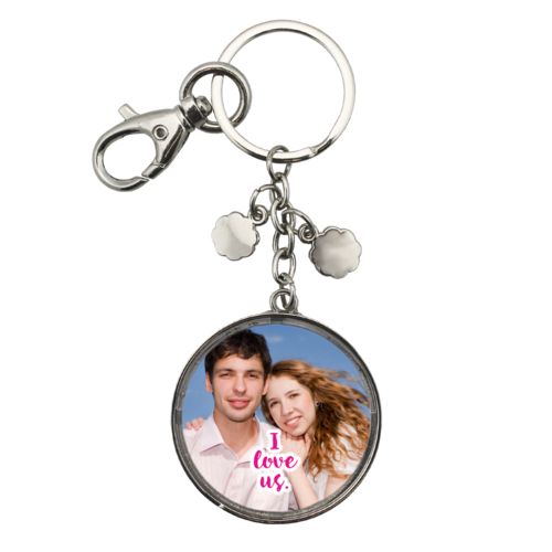 Personalized keychain personalized with photo and the saying "I love us"