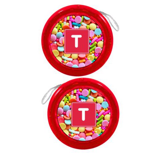 Personalized yoyo personalized with sweets sweet pattern and initial in red