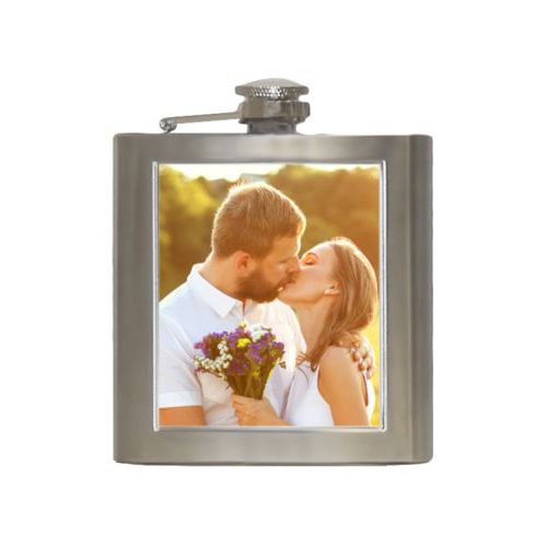 Personalized 6oz flasks personalized with photo of kissing couple Personalized 6oz flasks personalized with photo of kissing couple