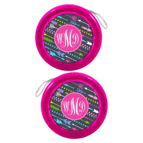 Personalized yoyo personalized with arrows pattern and monogram in purple powder