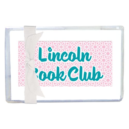 Personalized enclosure cards personalized with lattice pattern and the saying "Lincoln Book Club"