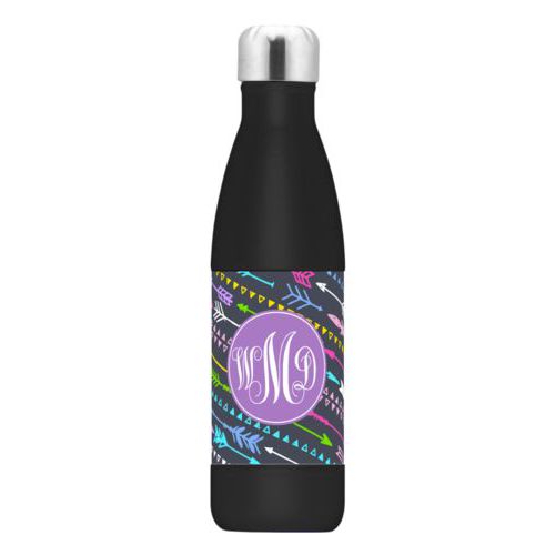 Metal bottle personalized with arrows pattern and monogram in purple powder