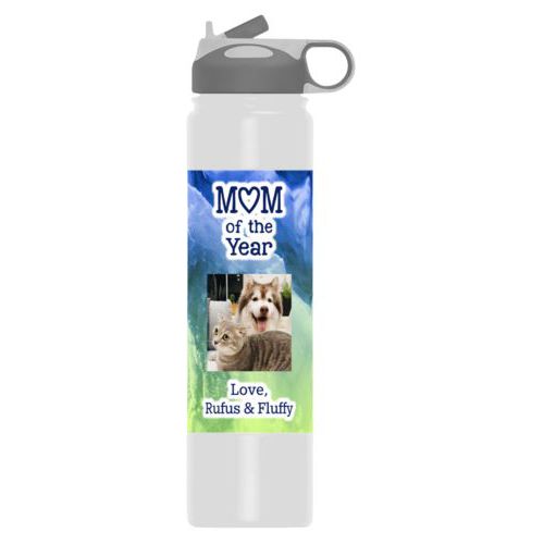 Personalized bottle personalized with ombre quartz pattern and photo and the sayings "Mom of the Year" and "Love, Rufus & Fluffy"