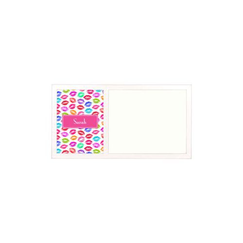 Personalized white board personalized with smooch pattern and name in paparte pink