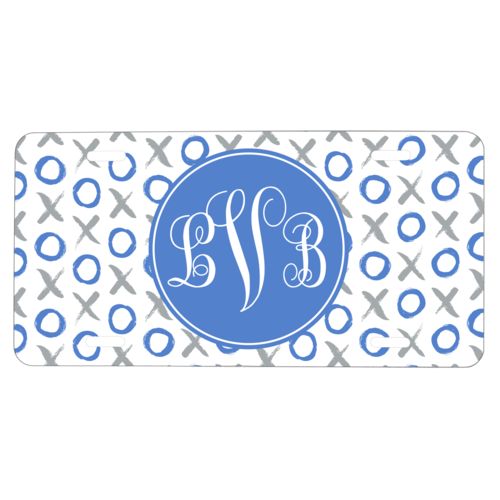 Custom plate personalized with hugs pattern and monogram in winter blue and silver