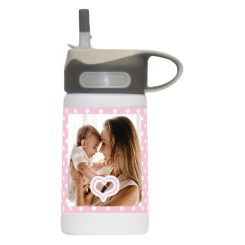 Water bottle for kindergarten personalized with small dots pattern and photo and the saying "Heart Outline"