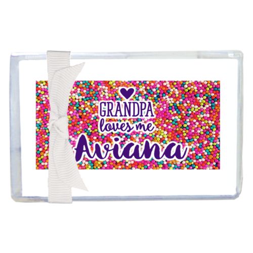 Personalized enclosure cards personalized with sweets sprinkle pattern and the sayings "Grandpa loves me" and "Aviana"