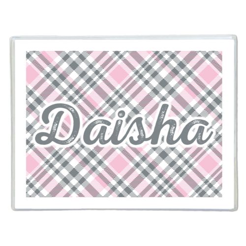 Personalized note cards personalized with tartan pattern and the saying "Daisha"